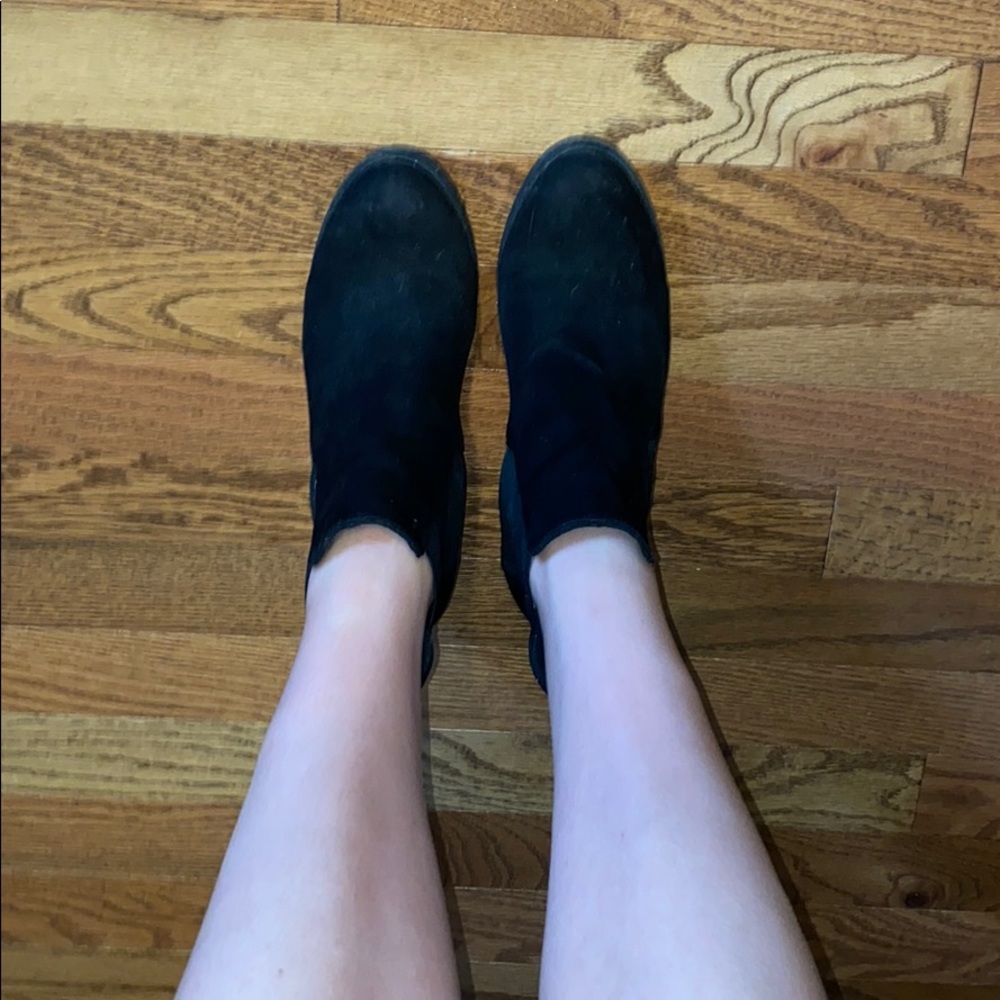 Heeled Chelsea boot